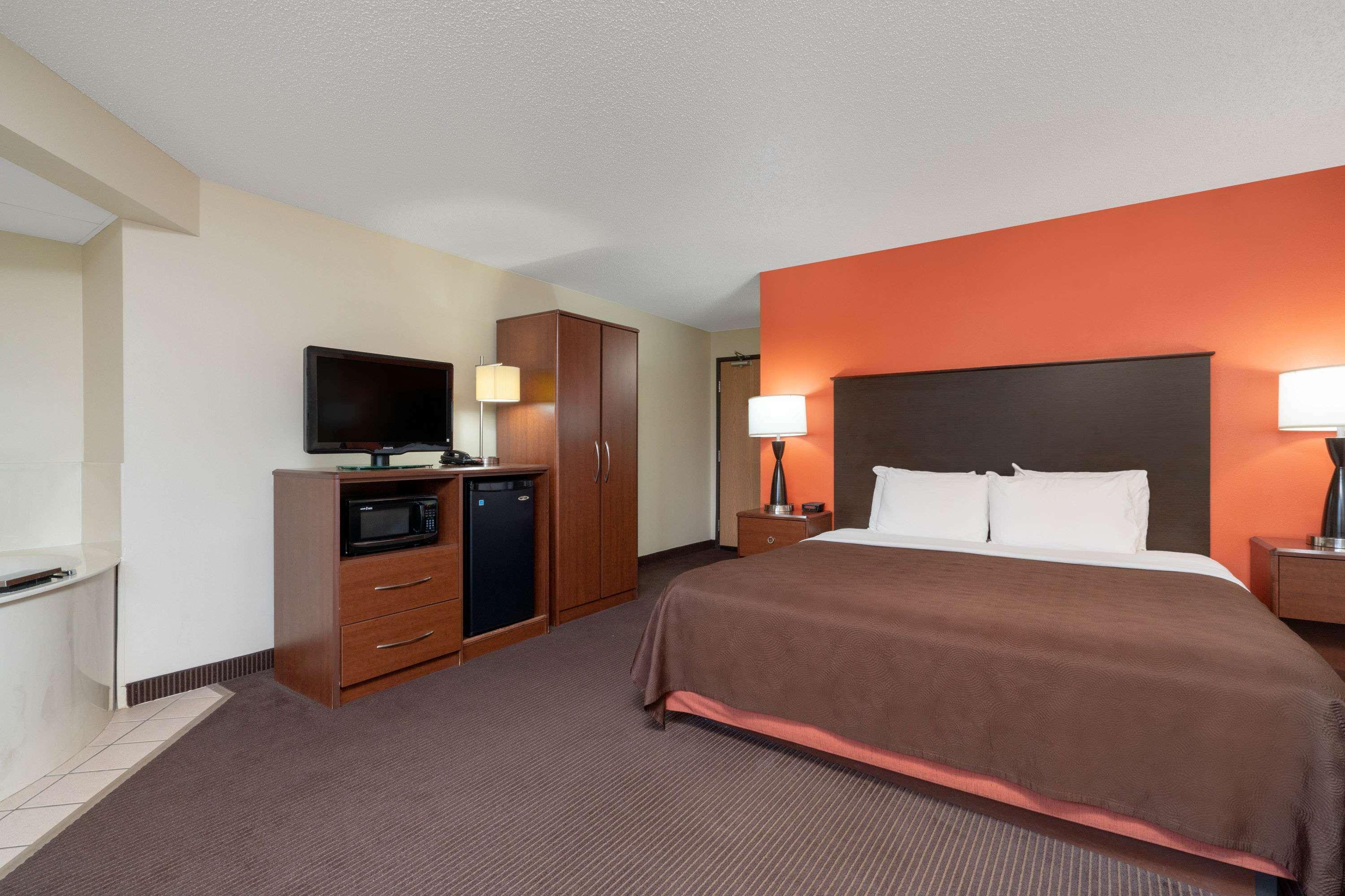 Americinn By Wyndham Coon Rapids Dış mekan fotoğraf
